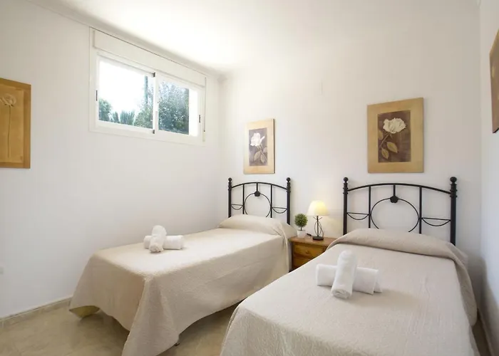 Villa Nadaltenis By Interhome