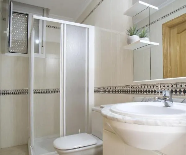 Nadaltenis By Interhome *